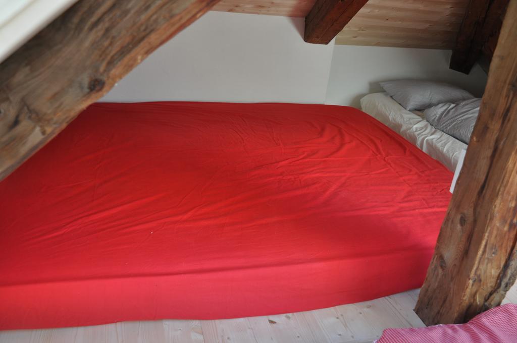 Attika Wohnung 7546 Ardez ห้อง รูปภาพ